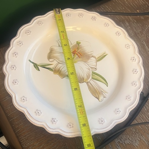 Pier 1 Imports - Picture 2 of 4